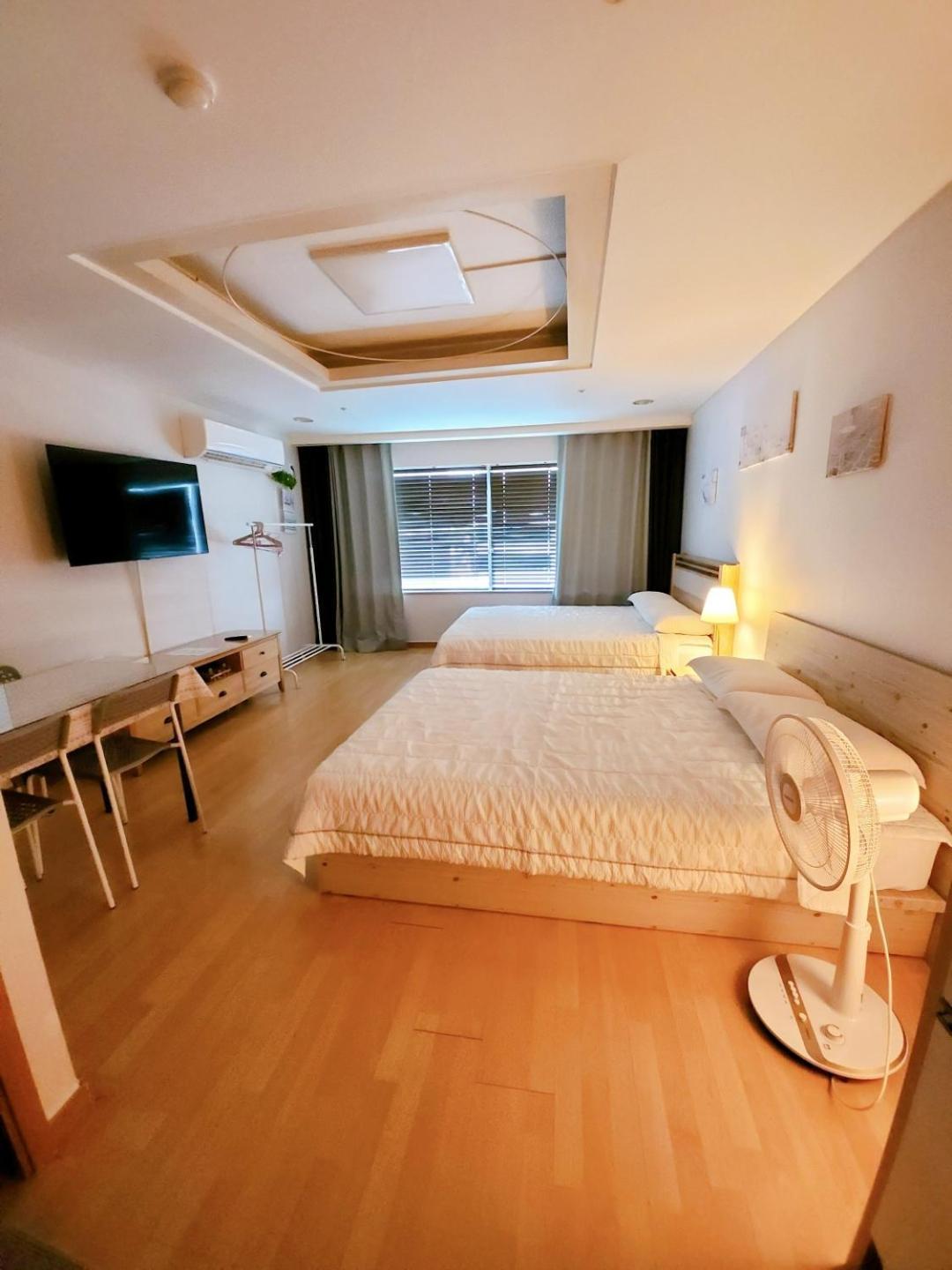 홍대 레지던스2 - 홍대 입구역 1번출구 1분거리 서울특별시 외부 사진