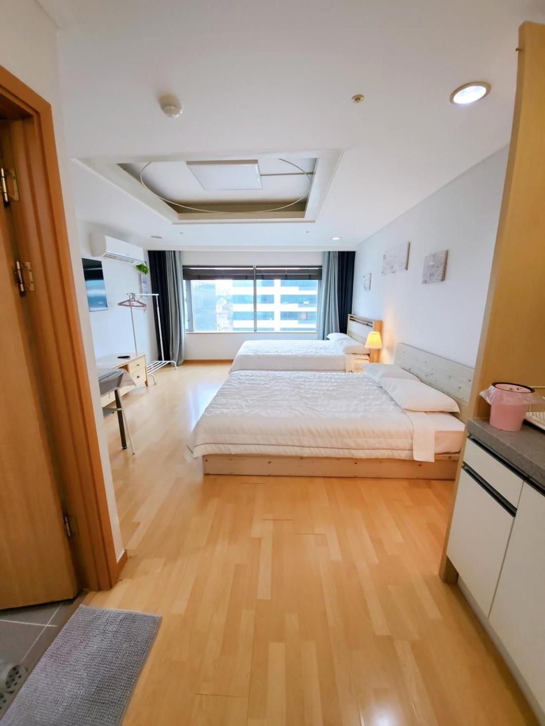 홍대 레지던스2 - 홍대 입구역 1번출구 1분거리 서울특별시 외부 사진