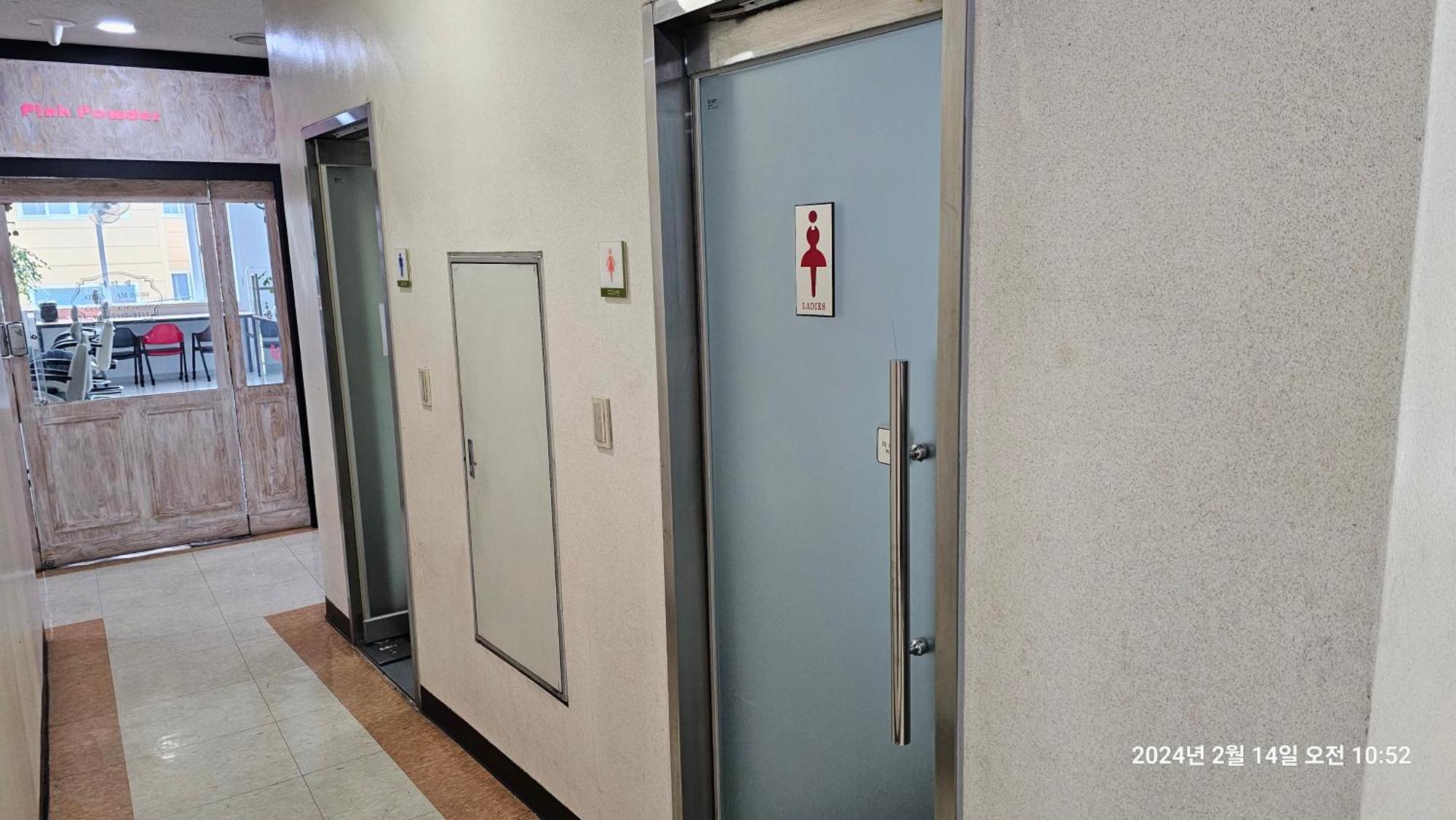 홍대 레지던스2 - 홍대 입구역 1번출구 1분거리 서울특별시 외부 사진